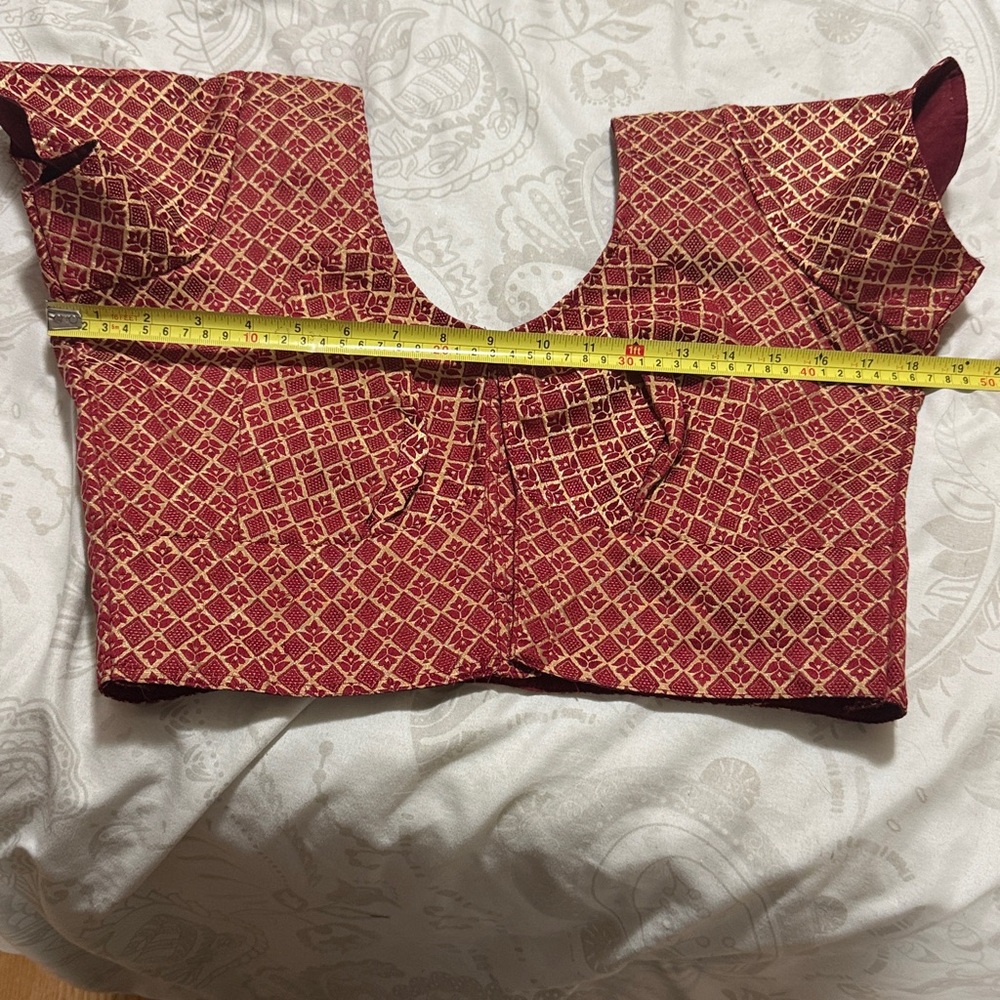 Colorful Embroidered Blouse - Picture 5 of 5